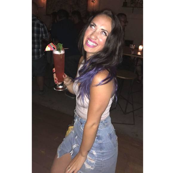 Meet your Posher, Bethany - Picture 1 of 1